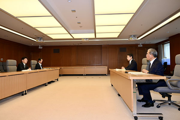 広島県知事及び東広島市長からの要請