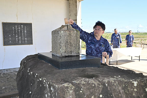 部隊視察