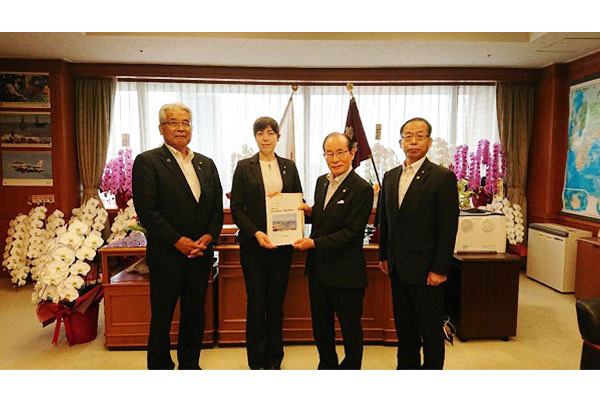 長崎県佐世保市長及び同市議会議長等からの表敬
