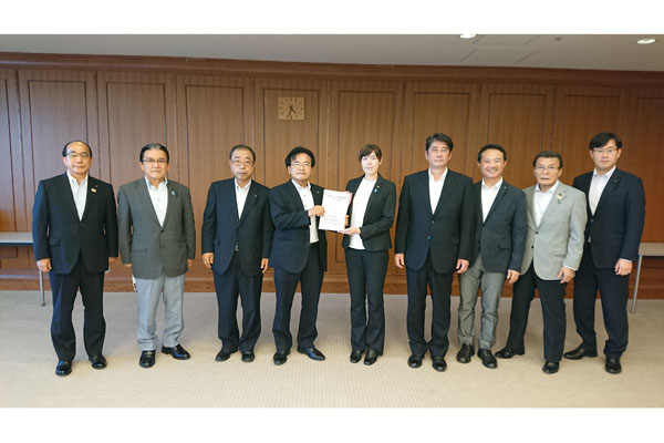 鹿児島県議会防衛議員連盟等からの要請
