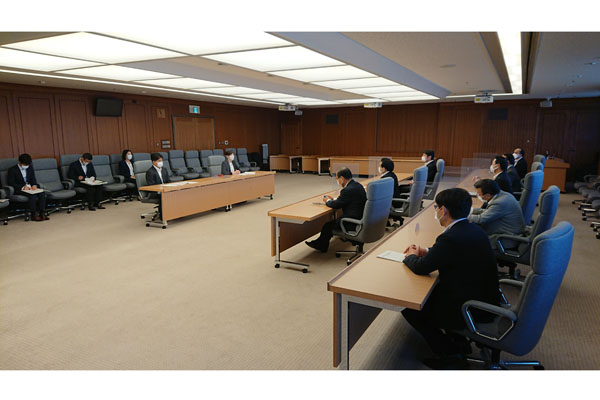 鹿児島県議会防衛議員連盟等からの要請