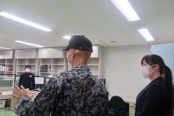 防衛大学校の視察