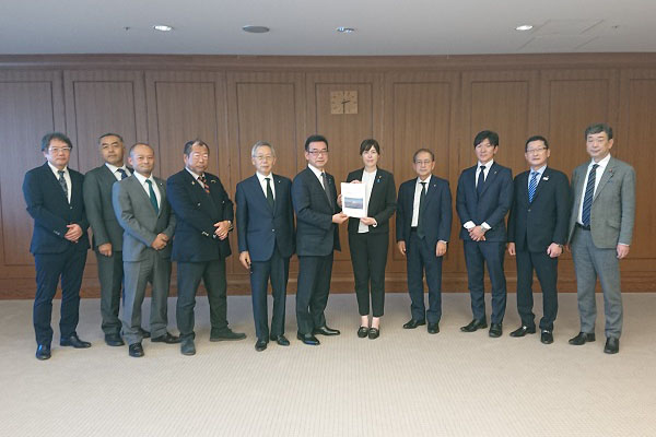 北海道倶知安町長及び同町議会議長等からの表敬
