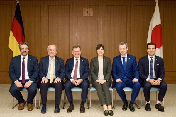 独連邦議会議員一行の訪問