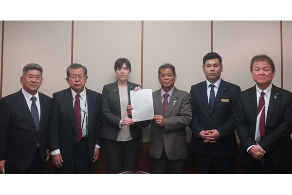 沖縄県北谷町議会議員からの要請