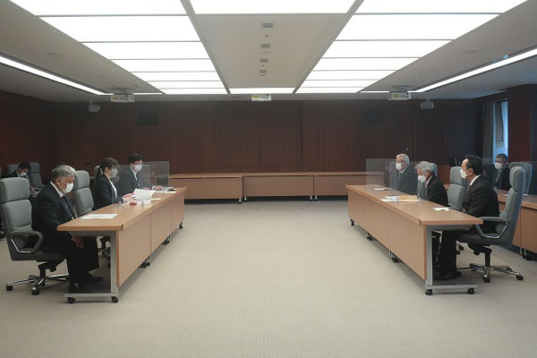 沖縄県基地周辺住宅防音事業協力会からの要請