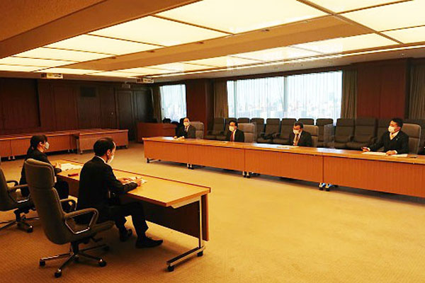 鹿児島県議会防衛議員連盟からの要請