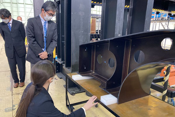 防衛装備庁航空装備研究所の視察