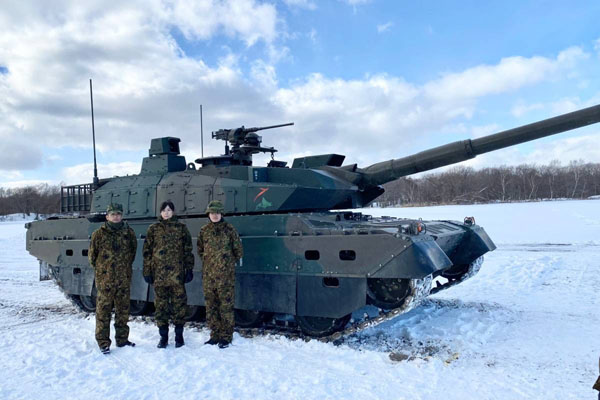 陸上自衛隊北千歳駐屯地の視察
