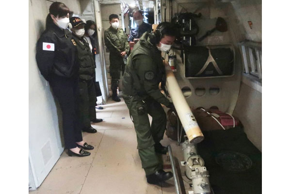 海上自衛隊那覇航空基地の視察