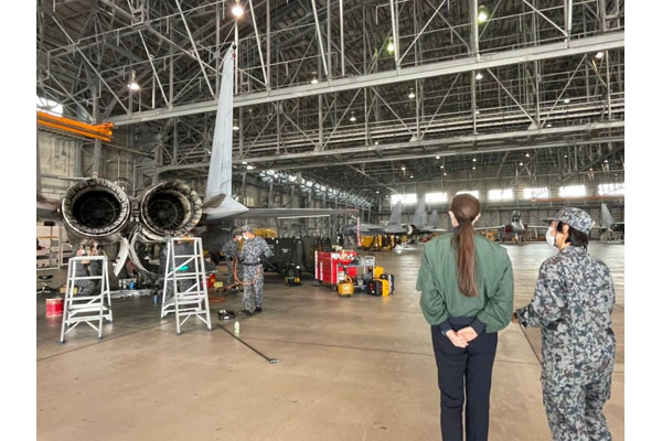 航空自衛隊那覇基地の視察