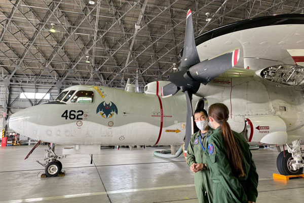 航空自衛隊那覇基地の視察