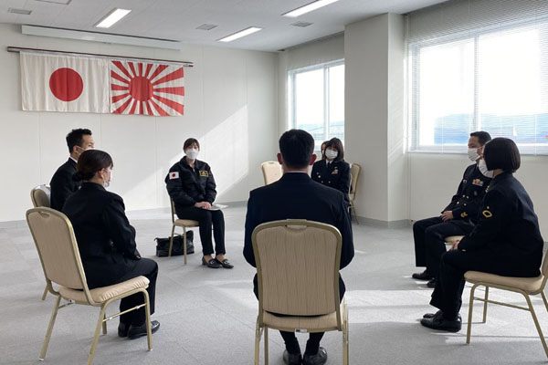 部隊視察