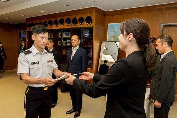 辞令交付