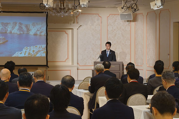 防衛産業参入促進展への出席