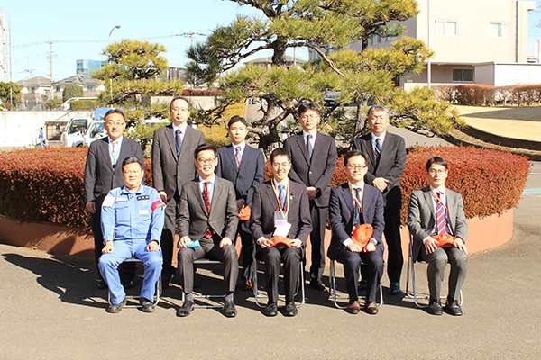企業視察