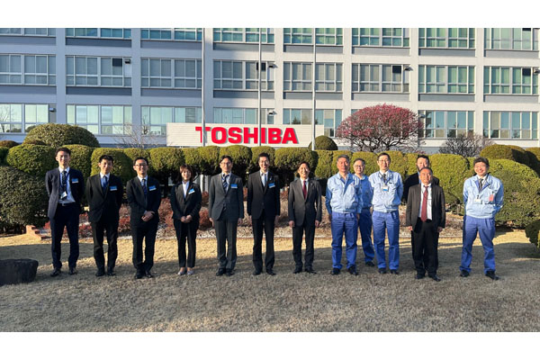企業視察