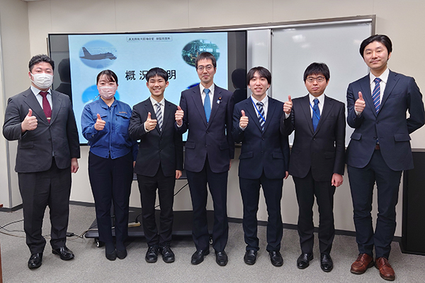 防衛装備庁航空装備研究所・陸上装備研究所の視察