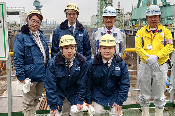 企業視察
