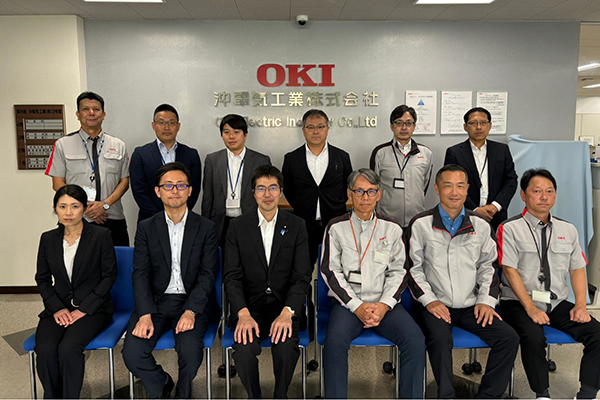 企業視察