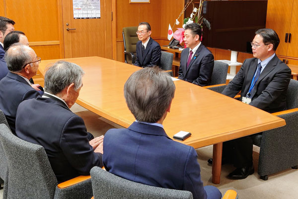 東富士演習場関係自治体等からの表敬