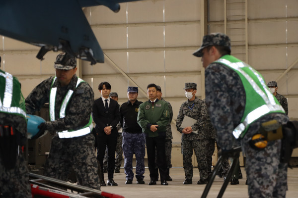 航空自衛隊築城基地視察