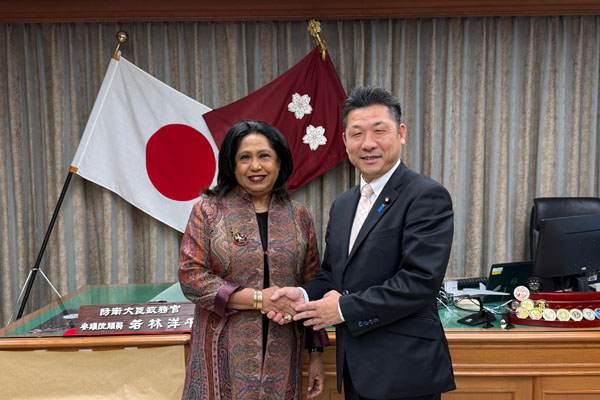 パッテン紛争下の性的暴力担当国連事務総長特別代表の若林政務官表敬