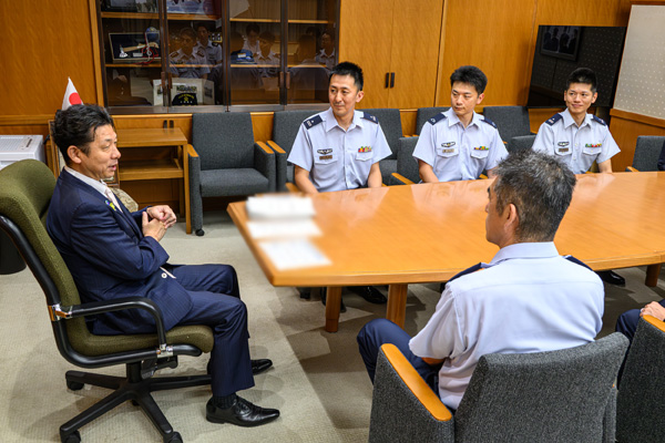 ベトナムに対する能力構築支援（航空気象）のため派遣される隊員への激励