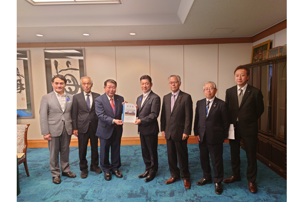 佐賀県吉野ヶ里町長、同町議会議長等からの要請