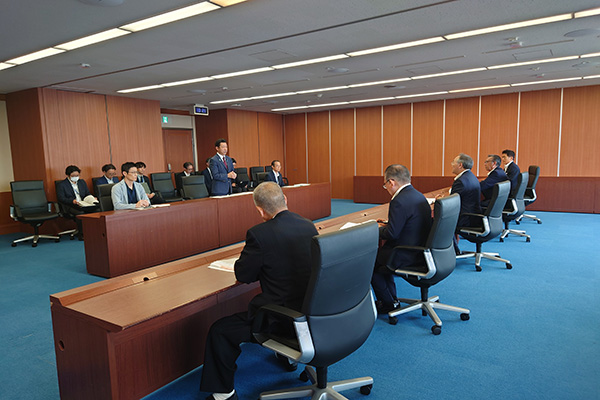 青森県つがる市長、同市議会議長等からの要請