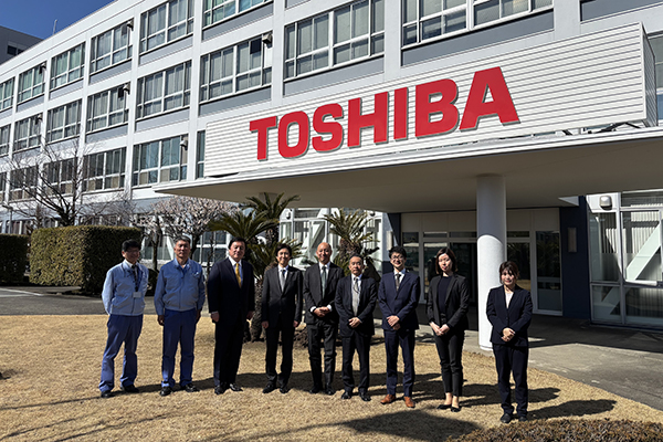 企業視察