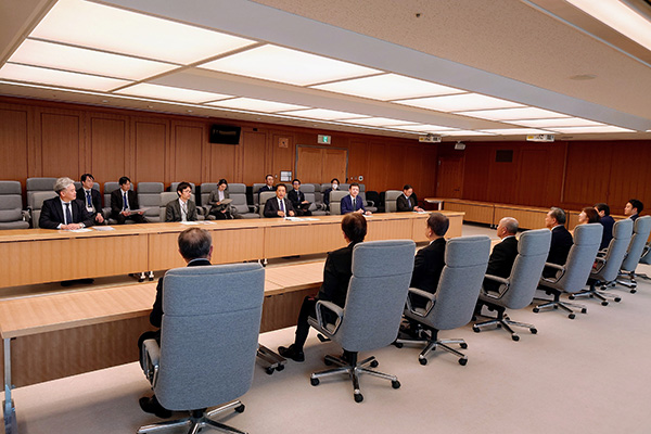山口県岩国市議会岩国基地問題に関する議員連盟会長等からの表敬