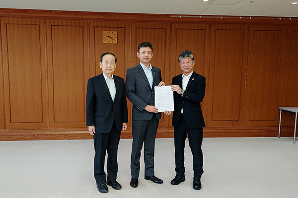 徳島県美馬市長からの表敬