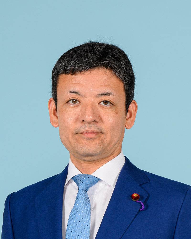 吉田　真次