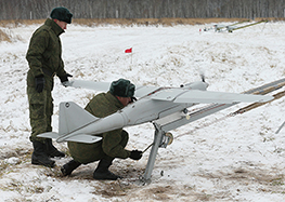 中型偵察用無人機「オルラン-10」【ロシア国防省】