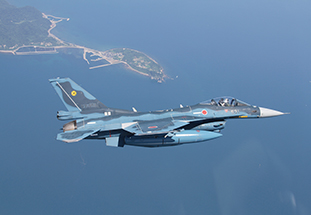 わが国の領空を守るF-2戦闘機(イメージ)