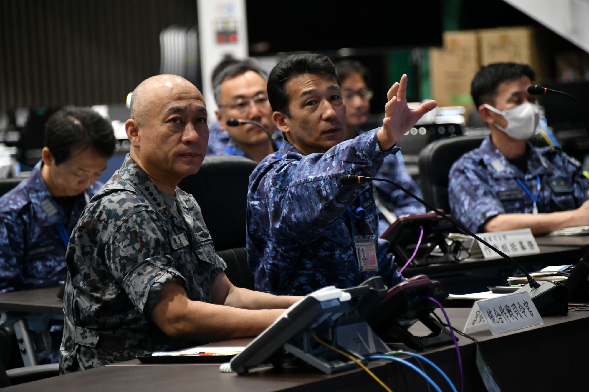 海上自衛隊自衛艦隊司令部（横須賀市）の視察