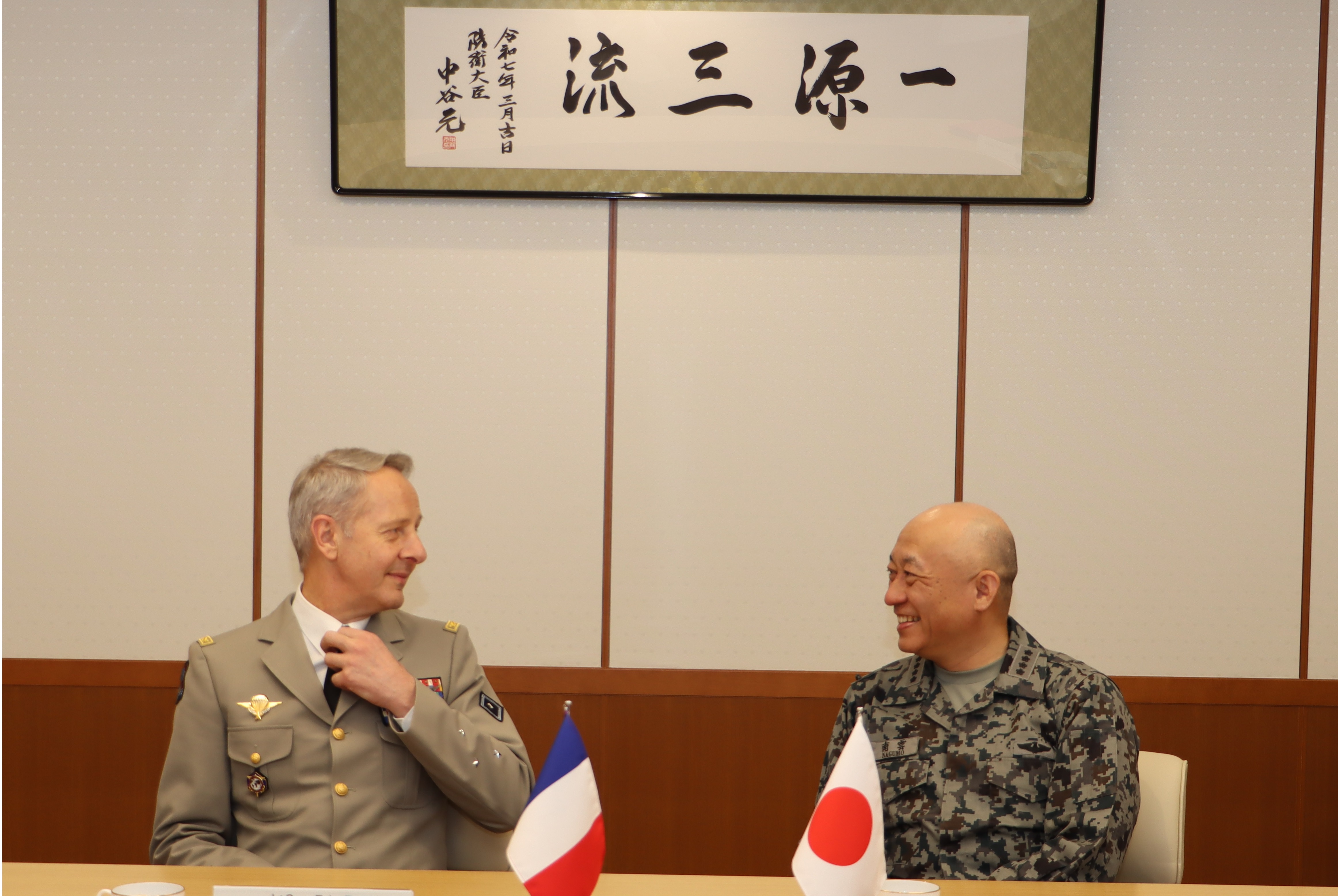 仏軍事省国際関係・戦略問題総局 次長