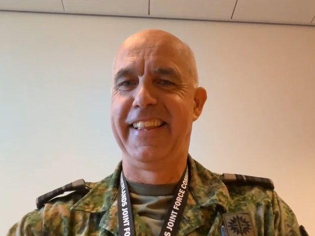 ファン・デフェンテール蘭統合軍司令官