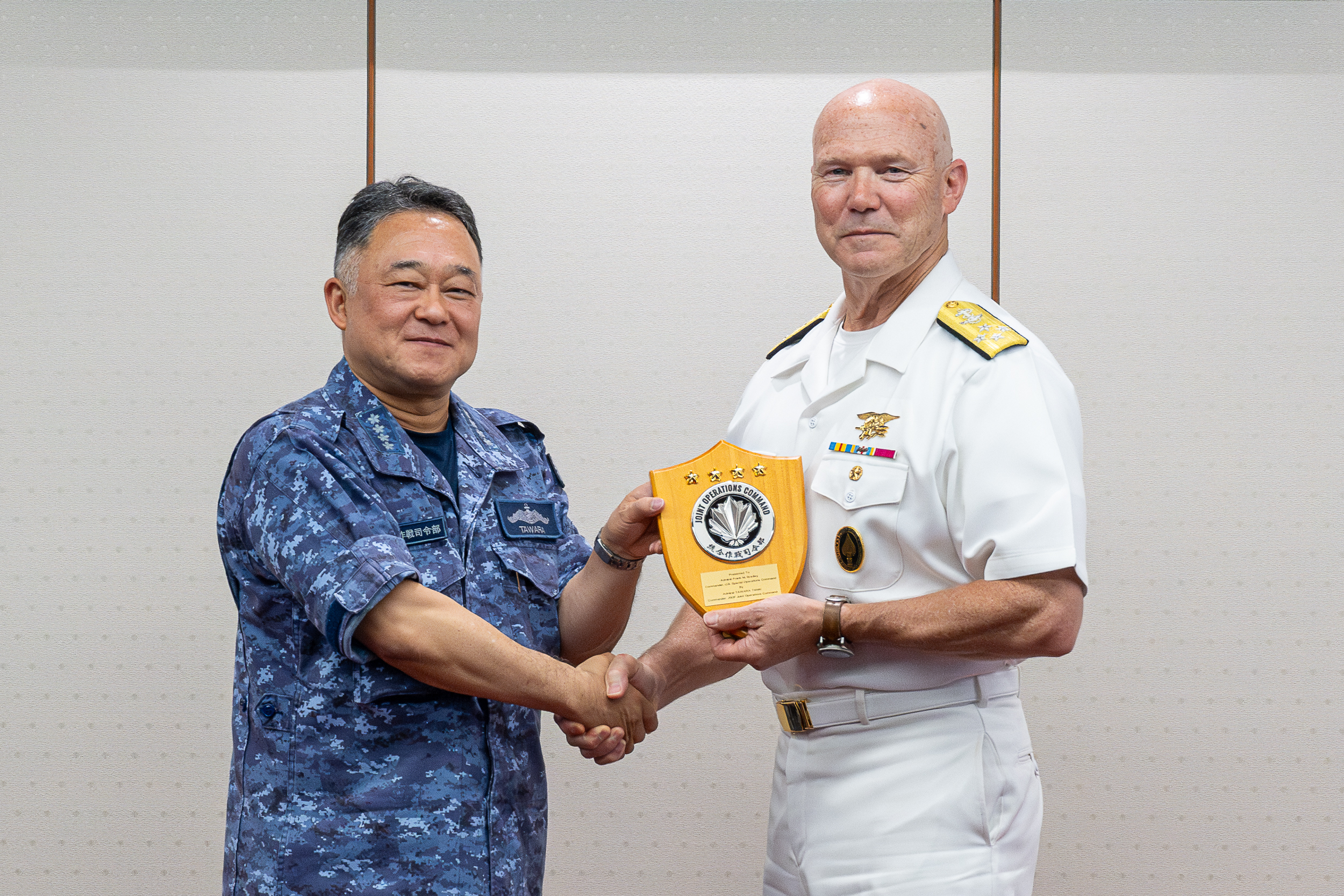 米特殊作戦軍司令官