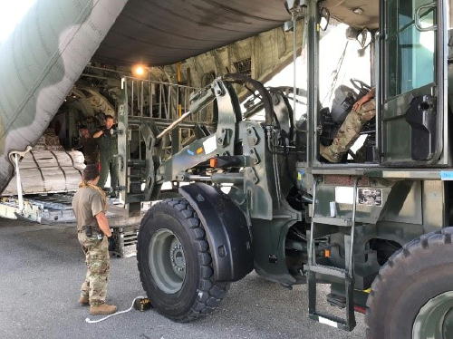 米軍との共同による荷卸し