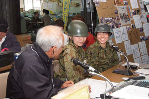 山元町災害臨時ＦＭ局に出演