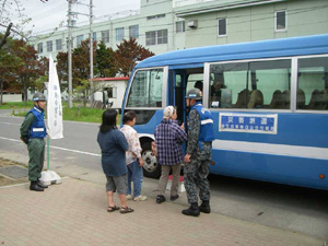 空自隊員による入浴支援活動：松島基地