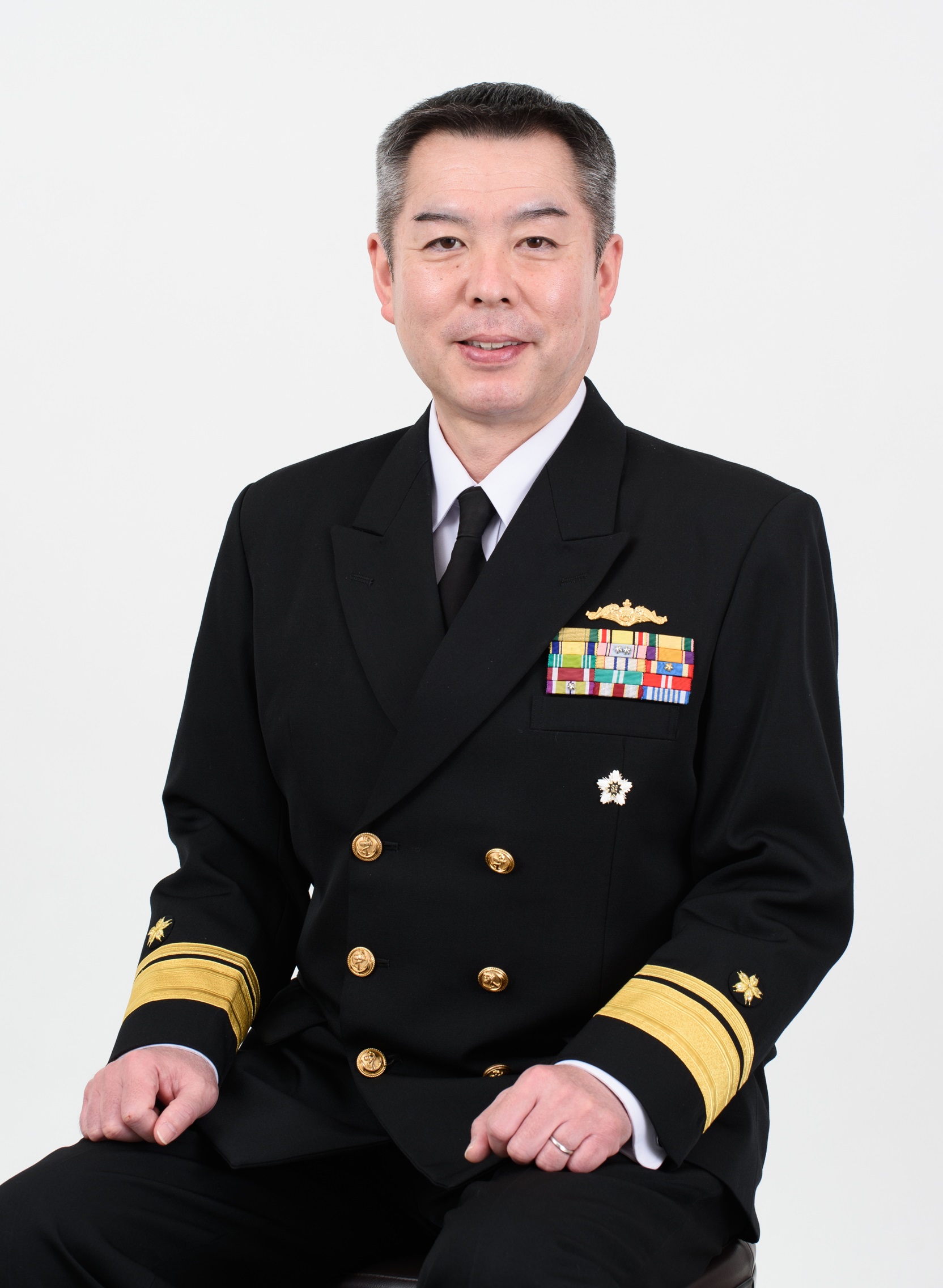 総務部長 海将補