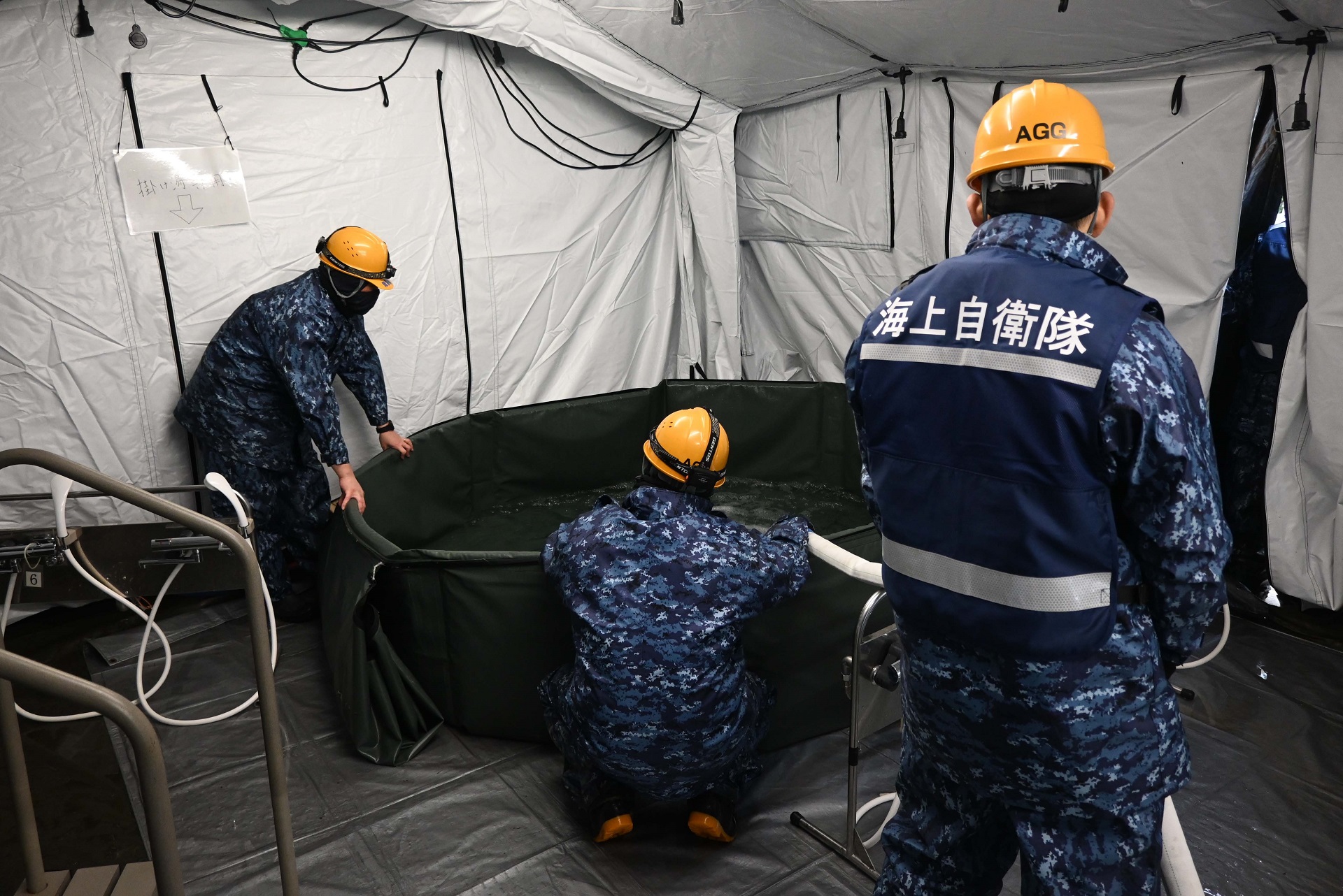 入浴支援のための浴槽の準備