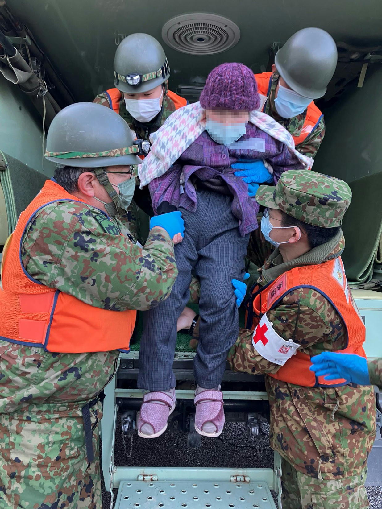 中部方面衛生隊による2次避難支援（珠洲市）