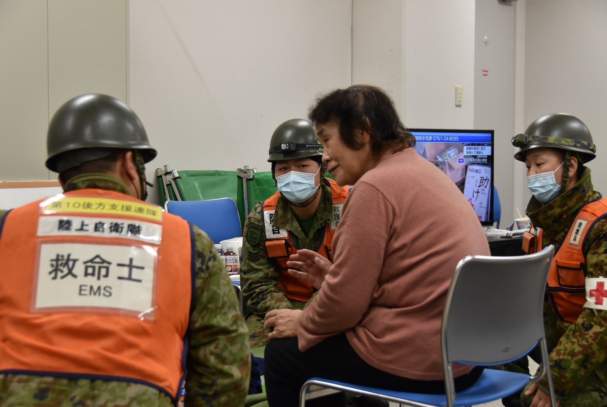 第10後方支援連隊による衛生相談（里山空港）