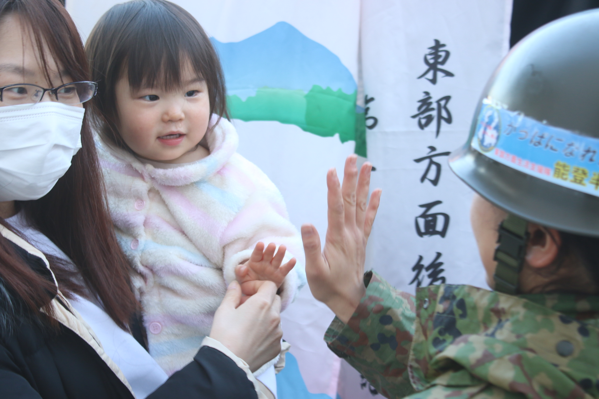 宝立小学校における入浴支援（東部方面後方支援隊）