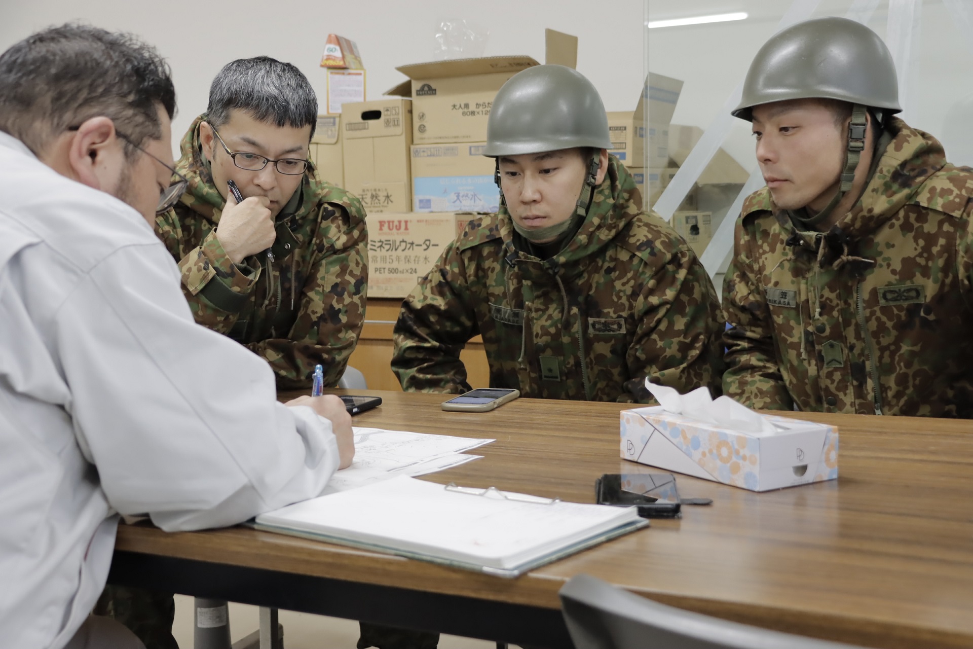 支所担当者との調整（第6後方支援連隊）