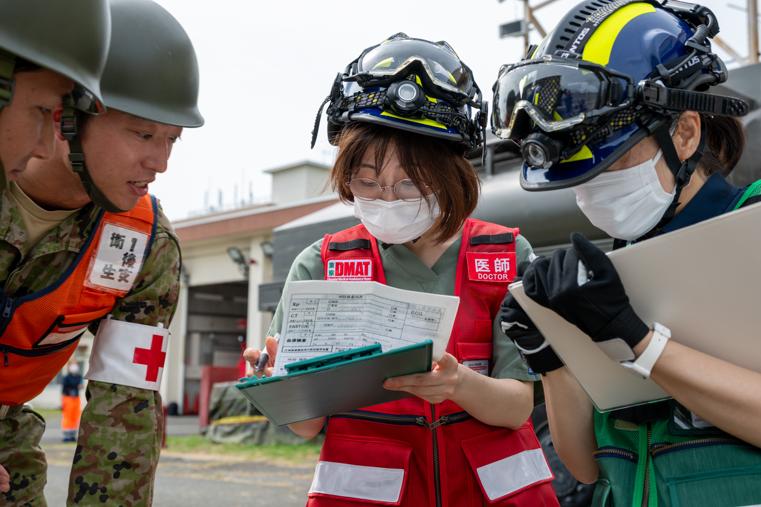 フォトギャラリー(rescue day) | 統合幕僚監部